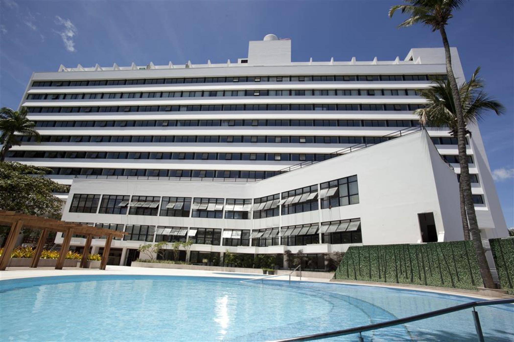Wish Hotel Da Bahia Salvador da Bahia Dış mekan fotoğraf The hotel in 2009