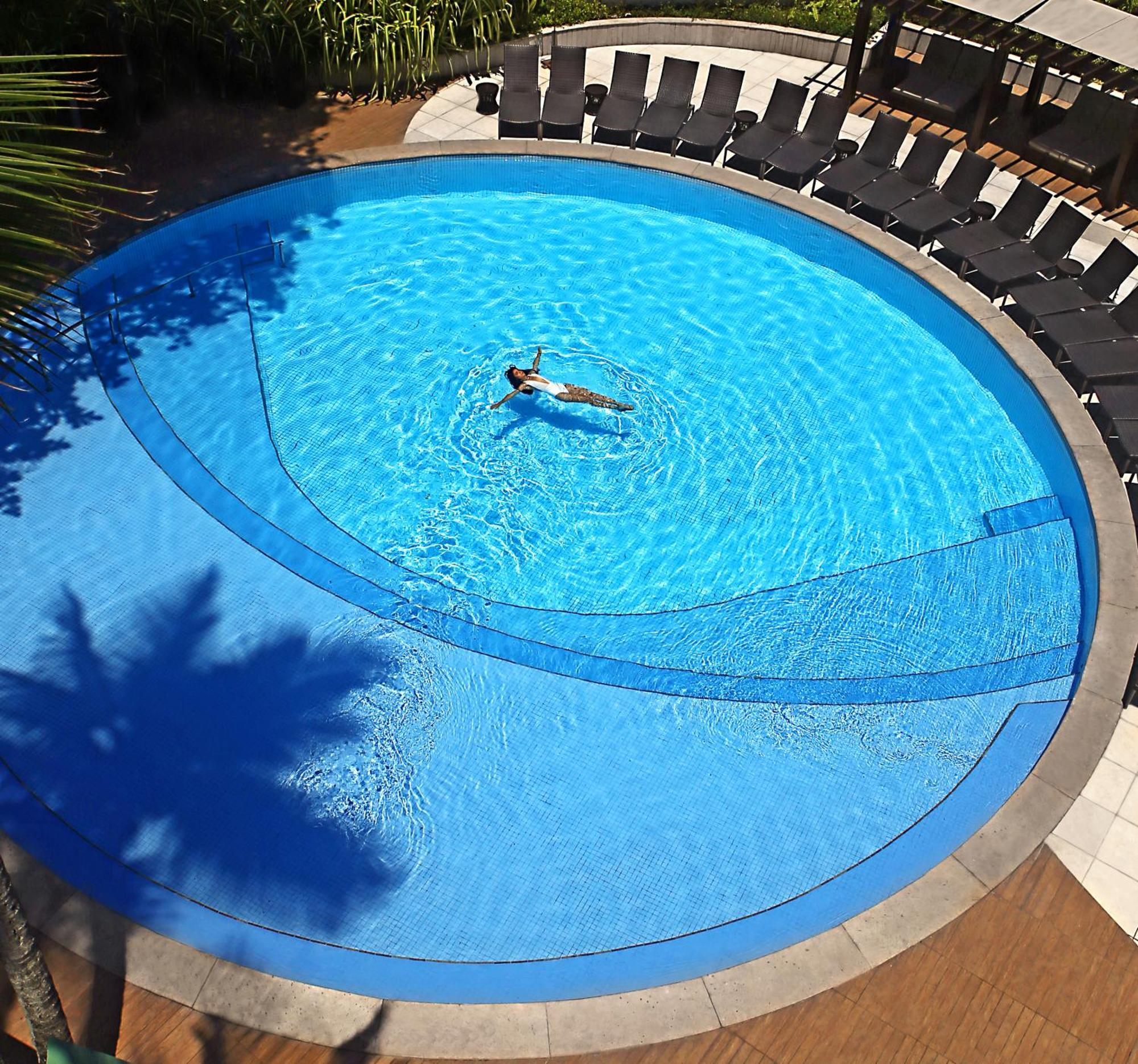 Wish Hotel Da Bahia Salvador da Bahia Dış mekan fotoğraf A swimming pool